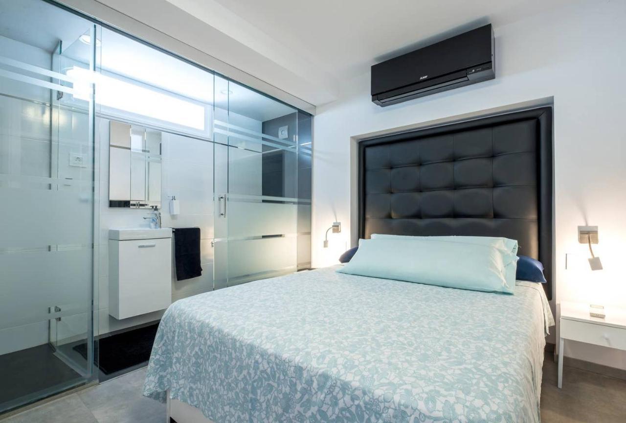 Ciudad Blanca Apartment 알쿠디아 항구 외부 사진