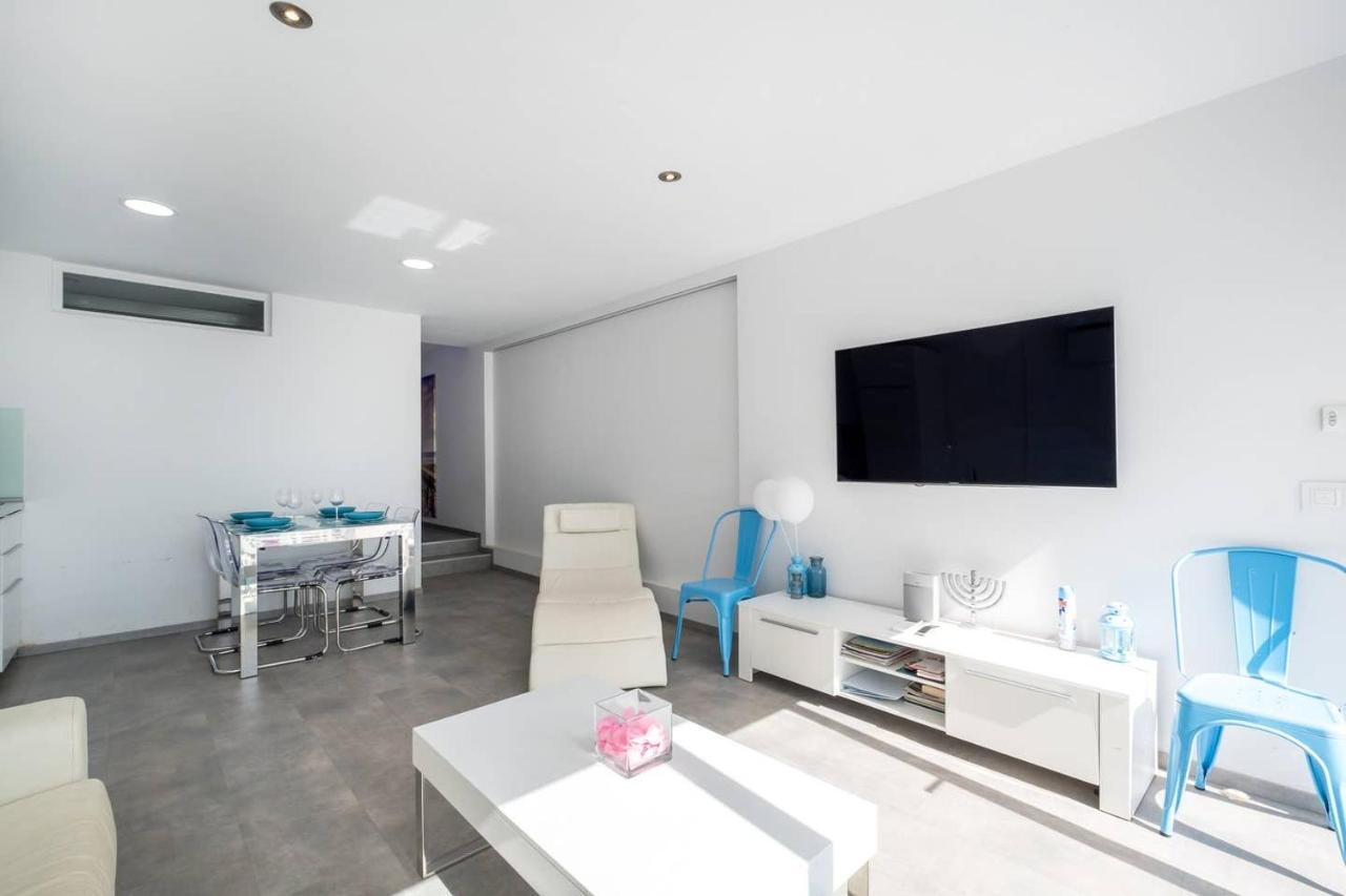 Ciudad Blanca Apartment 알쿠디아 항구 외부 사진